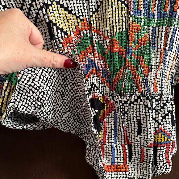 80s Vintage PLATINUM by Dorothy Schoelen | Printed Tie Front Beaded Blouse Small - Picture 8 of 8